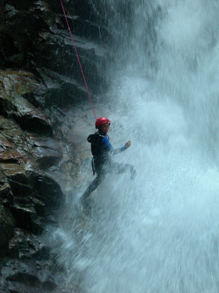 Coborare in cascada